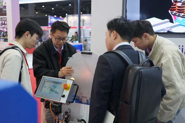 chjt-at-the-forefront-of-industry-innovation-exhibition-highlights-06.jpg chjt-at-the-forefront-of-industry-innovation-exhibition-highlights-06.jpg