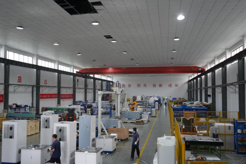 An interior view of the CHJT intelligent manufacturing facility An interior view of the CHJT intelligent manufacturing facility